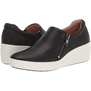 Naturalizer Sierra Black Smooth slip on sneaker - 10M